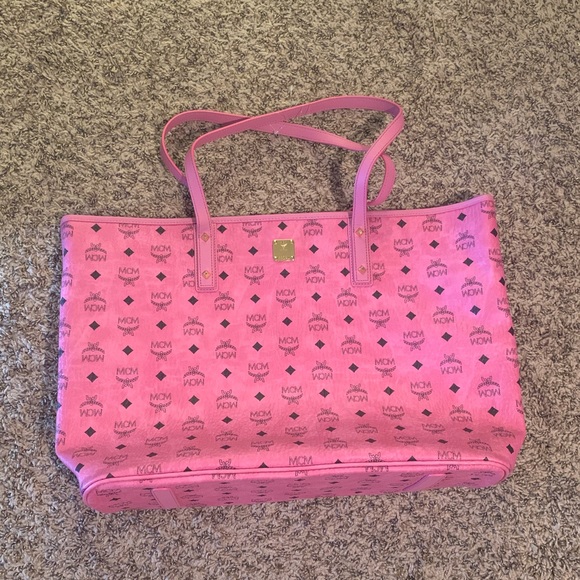 mcm anya large tote